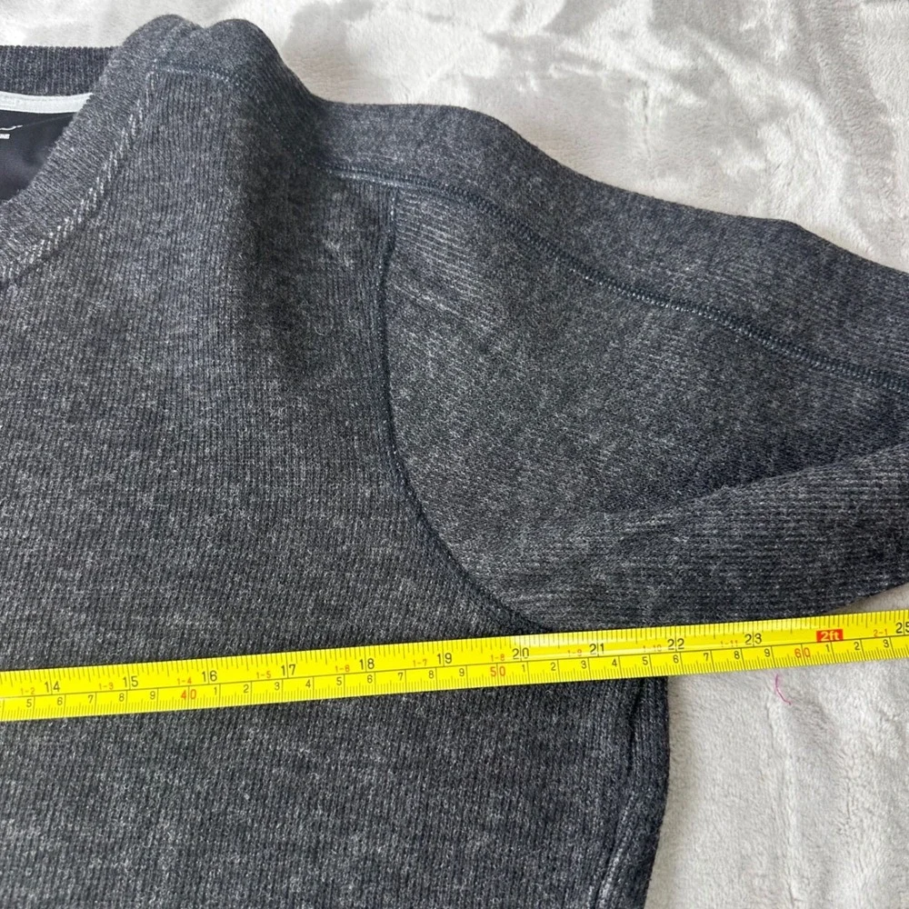 ExOfficio Crew Neck Wool‎ Blend Sweater Mens Medium Thermal Top Charcoal Outdoor